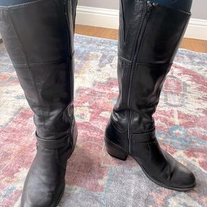 Clark’s Black western heel Classic Boot